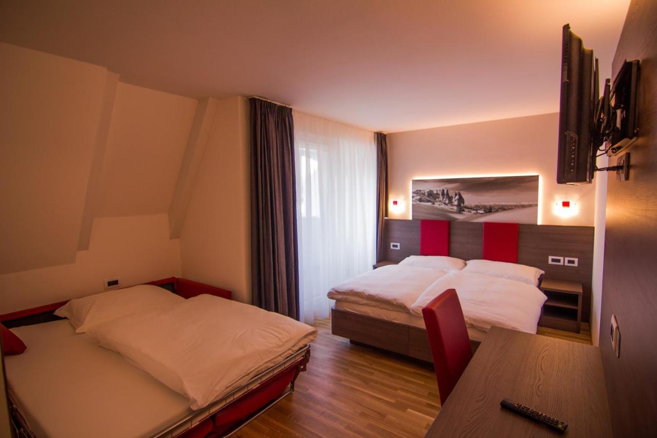 Hotel Comfort Erica Dolomiti Val D'Adige 萨洛尔诺 外观 照片